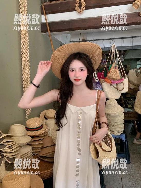 pans - 李沫优雅居家美图：免费下载她的灵感照，给你带来无限创意