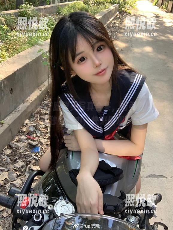 rua阮阮长腿甜美写真合集，绝美原图展现独特魅力，快来围观！