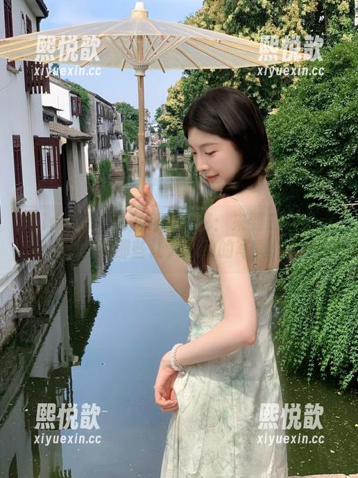 shimo霜月 shimo霜月的福利大揭秘:来到ElfParadise,发现那些让人心动的写真作品吧!