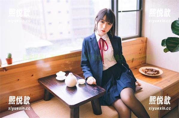 甜蜜绽放！不呆猫私拍图包带你感受奶油少女的无限魅力