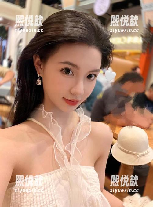丝慕GIRL - 探索泡芙的豹纹世界：独家原图全集大揭秘！