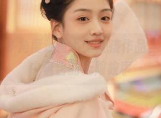 丽柜 – 多角度观看小戈女孩作品,发现其中蕴含的无限故事
