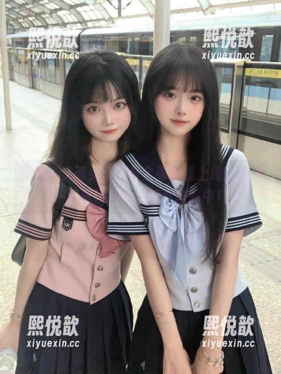 丽柜 - 文芮女仆写真全新在线上线，快来一起沉浸在她的视觉盛宴中！