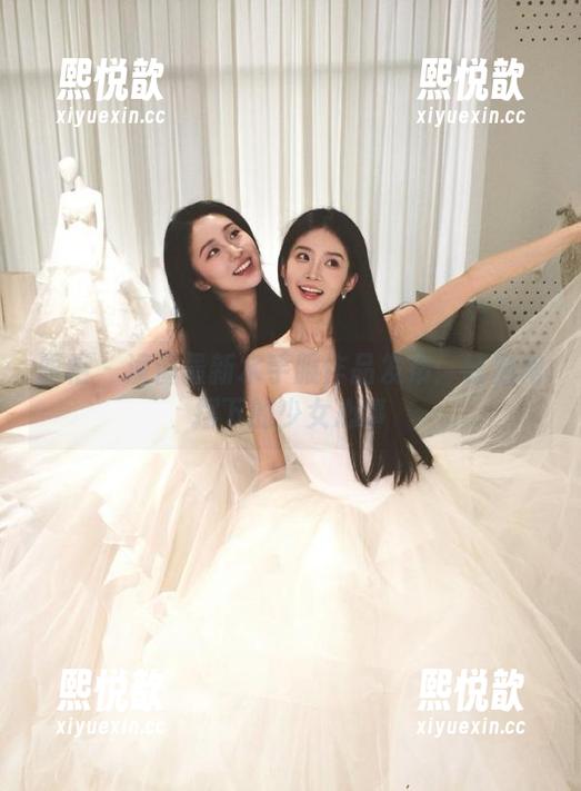 丽柜 - 潼潼最新水手服作品发布：轻盈裙摆下的少女心事
