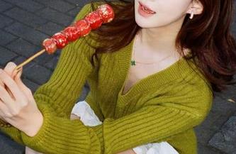 丽柜 – 蕊蕊清新之作：黑白写真图集，展现真实的情感与力量！