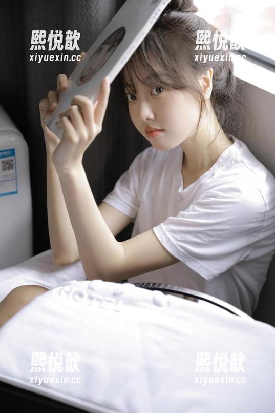加入乔依丝教室，畅享专业图库与优质资源的无限创作乐趣！