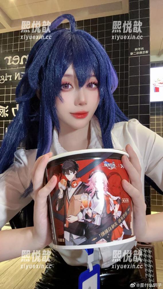 揭秘九言：精选cos作品独特视角下的秘密魅力