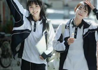 和今汐一起畅游长腿cos世界,专属写真下载链接来啦