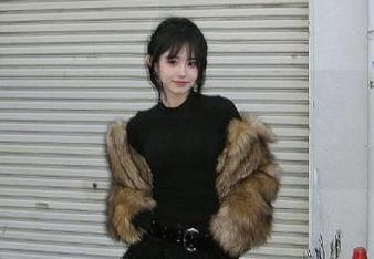 微密圈 – 当俏妞t穿上婚纱：这本写真集与原图让你忍俊不禁！