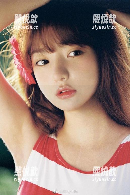 微密圈 - 在线追踪“保守的二舅妈”姐姐，收获精彩写真图片大合集！