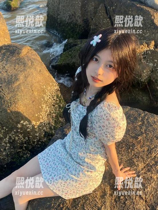微密圈 - 兔宝妮to死库水写真图集精选内容展现夏日轻盈气息