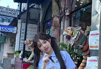 兔玩映画精品推荐:甜美学姐原图资源,带你体验前所未有的美丽旅程!