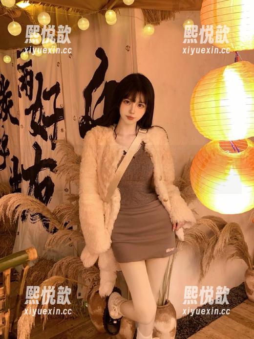 兔玩映画 一场视觉盛宴:兔玩映画精选衬衫图包,捕捉每一瞬间的优雅与自信!