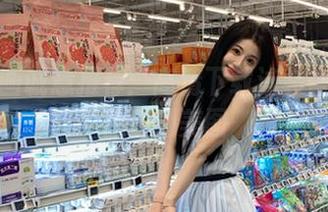 兔玩映画诚意推荐：高清下载泳装蕾姆与贞德系列美图