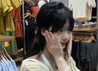 在兔玩映画中邂逅酸辣澈澈兔与旺仔牛奶的美图写真，尽享视觉与味觉的宠溺