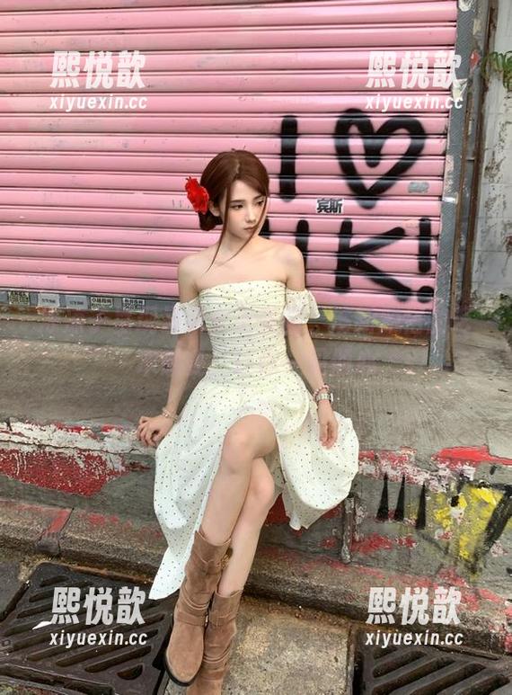 凉凉子 凉凉子呈现最新女王美图,清新脱俗的艺术感受,让你一见倾心