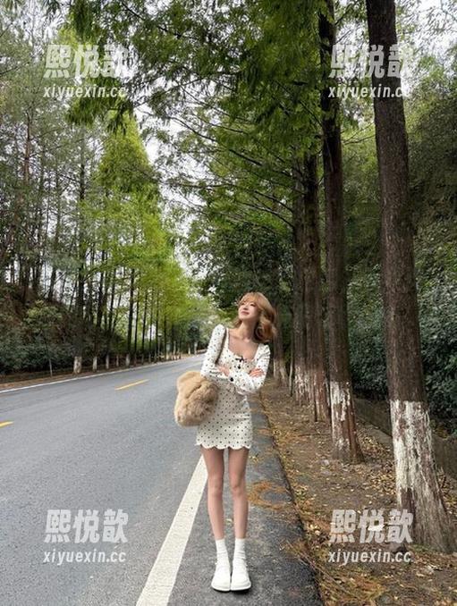 初夏女神 - 为了更好地热爱生活，双双舞蹈练习生套图合集，展示无限可能的美！