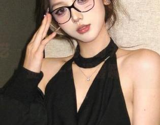 南国足艺 – 沫沫的毛衣时光图集：精选捕捉每一个温暖瞬间