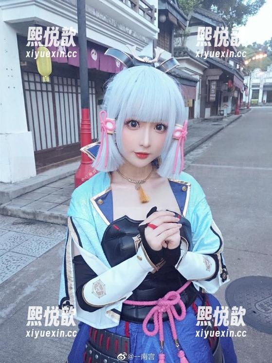 南宫毛衣写真图册：时尚潮流中的温柔瞬间