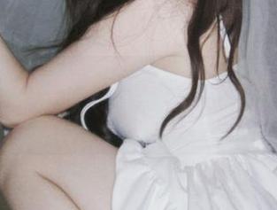 嗲囡囡 – 在线享受萌琪琪Irene的死库水写真原图，释放无尽的青春气息与灵动