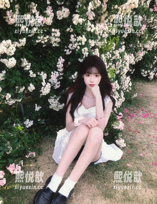 头条女神 - 高质量写真作品下载，杜花花姐姐带你领略魅力无极限的摄影艺术！