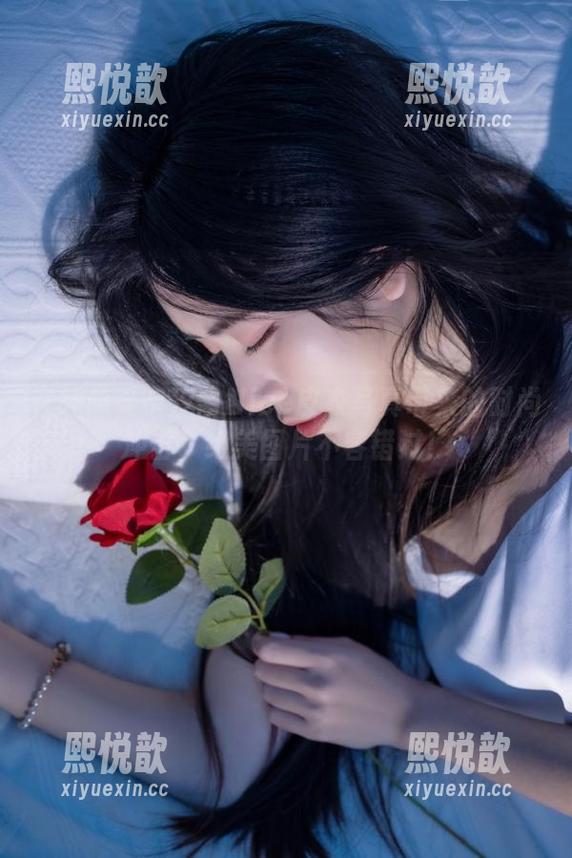 奈汐酱Nice 在线感受奈汐酱Nice皮衣写真带来的时尚冲击,绝美图片不容错过!