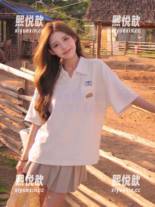 学妹加速跑 - 探索鹿酱的教室：高品质高清图册等你来欣赏！
