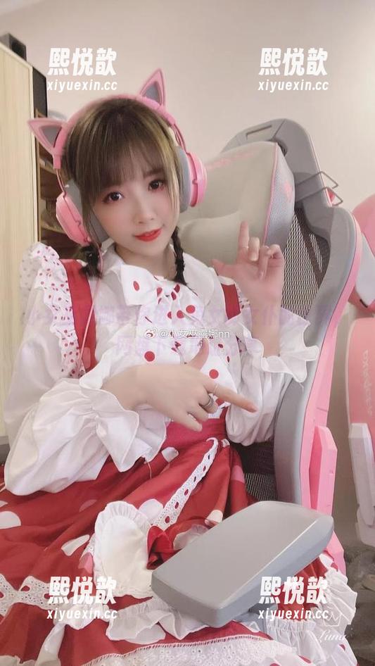 小女巫露娜带你进入兔女郎女仆的世界，网盘下载地址分享