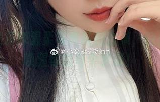 小女巫露娜温柔写真私拍合集，轻柔气息唤醒你的每个梦境！