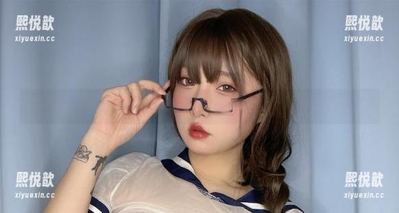 发现小泉学姐吖《涞觅》图集中的灵动与魅力，清新独特的美学体验合集