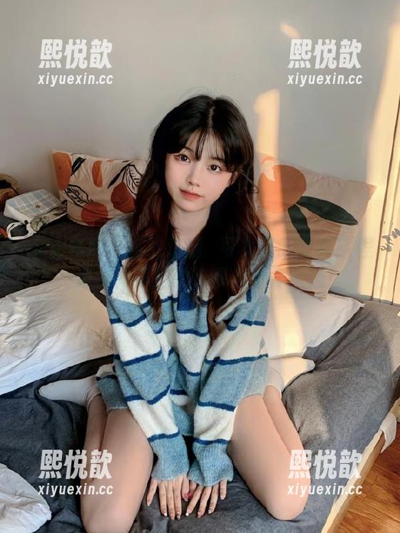少女秩序 - 在线追随晞可女王的写真旅程，发现她背后的故事与创作灵感！