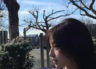 尤果网 – 张译文短裤主题在线图片，展现青春与活力的无限可能！