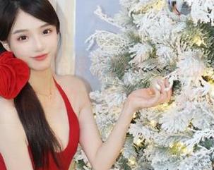 尤果网 – 观看徐梓伊的夏天作品，体验她与盛夏的火热亲密接触！