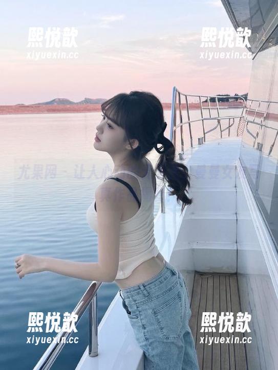 尤果网 - 让人心动的无圣光，曼曼女友写真作品揭秘！