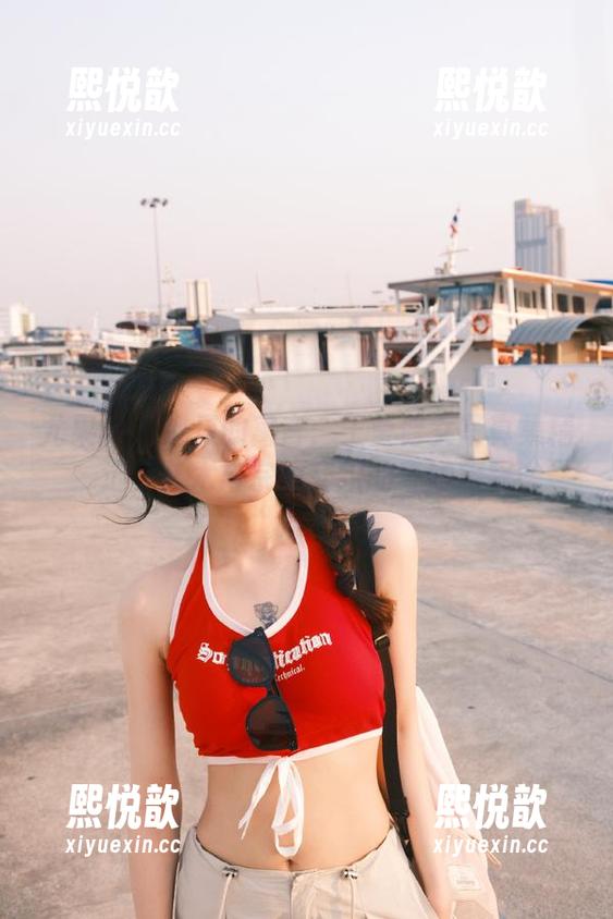 尤果网-王莹 尤果网 - 心灵的寓言:王莹修女写真集精选,艺术与宗教交织的奇妙旅程