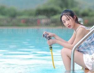尤果网 – 一波飒爽赵智妍比基尼美照，诱惑的写真即将袭来，准备好了吗？