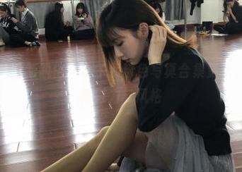 尤果网 – 清新脱俗！金子熙粉色写真合集更新，展现独特魅力与风格