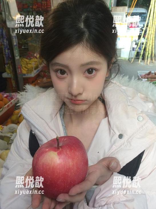 尤果网 - 不容错过！飞Angelababy写真更新带来全新吊带风格体验