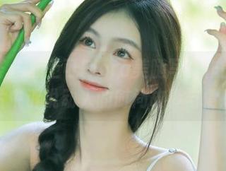尤蜜荟 – 心上可Flora美腿写真作品，照片中诉说动人的时尚故事与情感