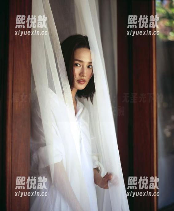 推女神-刘钰儿 推女神 - 刘钰儿兔女郎写真:无圣光下的甜美与性感完美交融