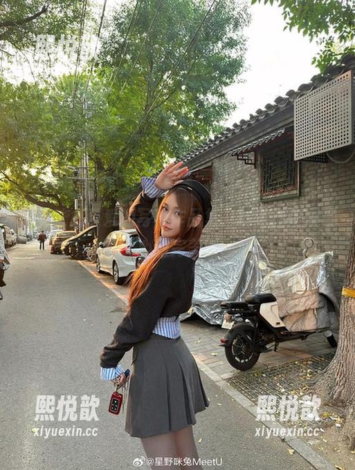 星野咪兔可爱的写真作品集，精选佳作展现少女心的完美瞬间！