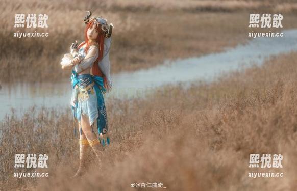 精致艺术！杏仁曲奇眼镜图包最新更新，不可或缺的视觉享受