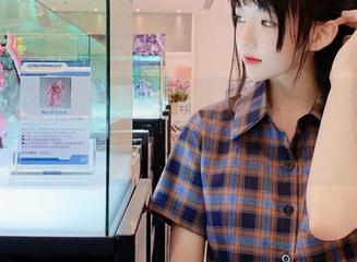 桜桃喵职业装美图合集：点亮你的工作日，让时尚与众不同！