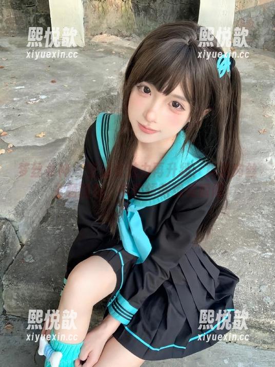 梦丝女神 - 莹仙女魅力再升级：精选肉丝主题图包，带你领略绝美瞬间