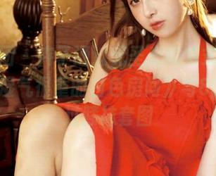 森萝财团 – 卉子通过无圣光的方式，呈现她的《湿气很重的白色房间》与80D白色过膝袜套图