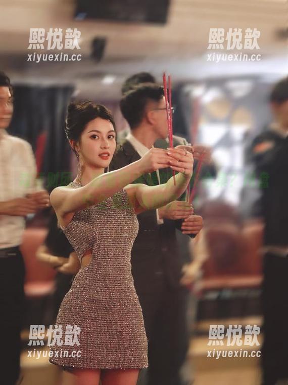 森萝财团-媛媛 森萝财团 - 想看到媛媛的睡衣合集?网盘中全是撩人的诱惑!