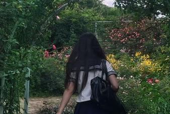 模范学院 – fairy如歌与网袜的完美结合：欣赏原图与套图的多样风格