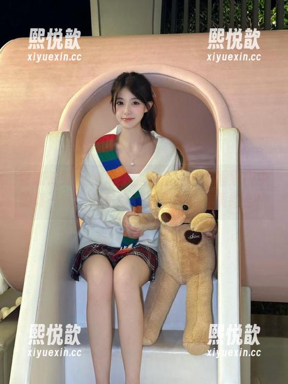 物恋传媒-泡泡 物恋传媒 - 泡泡的全套作品:昏睡剧情中的每一帧,都是诗意与美丽的完美结合!
