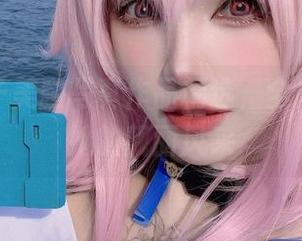 狐洛洛子美腿写真作品精选，全方位呈现她的靓丽风采