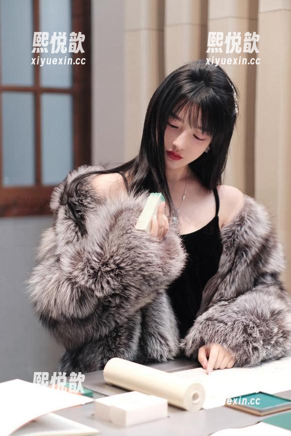甜予摄影 - 完美展现时尚态度，璇璇靴子写真合集，快来免费下载！